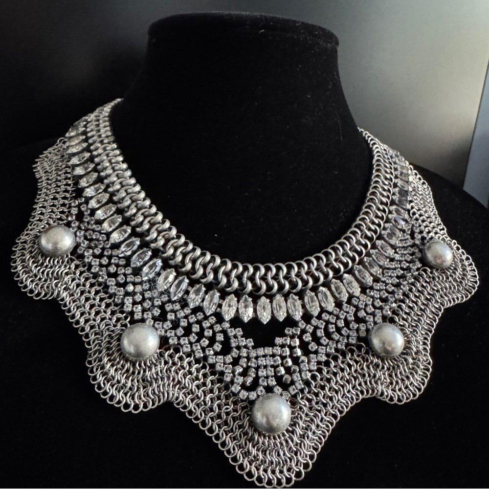 DANNIJO Chainmail Mesh Statement Collar necklace - Picture 4 of 6